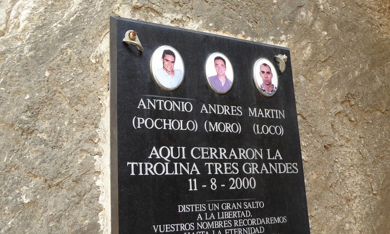 Deze drie jongens hebben de Caminito del Rey niet overleefd. 