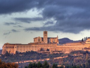 Assisi-skyline Topo Aktief