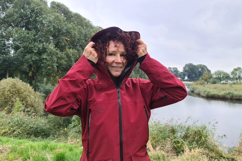 Review: Monsoon Jacket van RevolutionRace