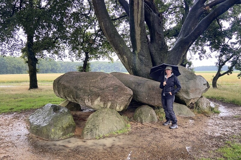 Wandelen In Drenthe - Wandelvrouw