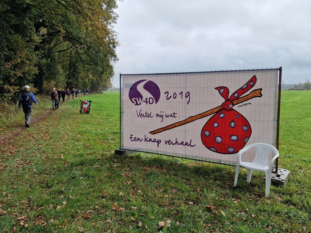 Sallandse wandelvierdaagse bord in weiland