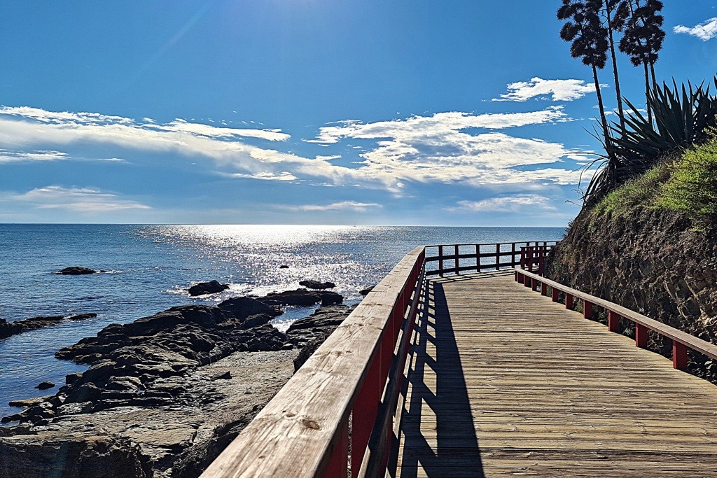 Strandwandelen op het vlonderpad van La Cala de Mijas naar Cabopino